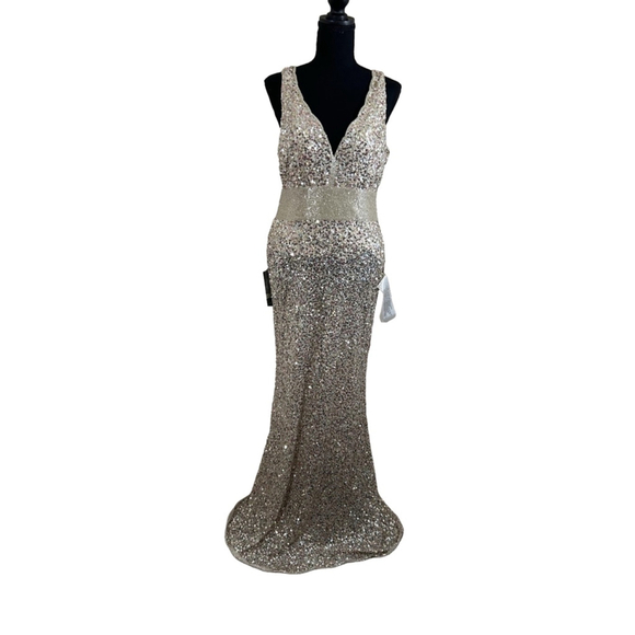 Mac Duggal Dresses & Skirts - Women's Sleeveless V-Neck w/Fitted Bodice & Fishtail Skirt Gold Sequin Gown